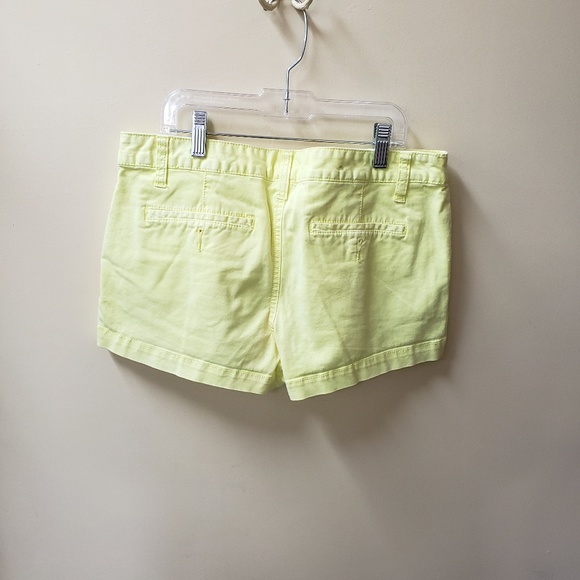 Mossimo - Picture 2 of 3